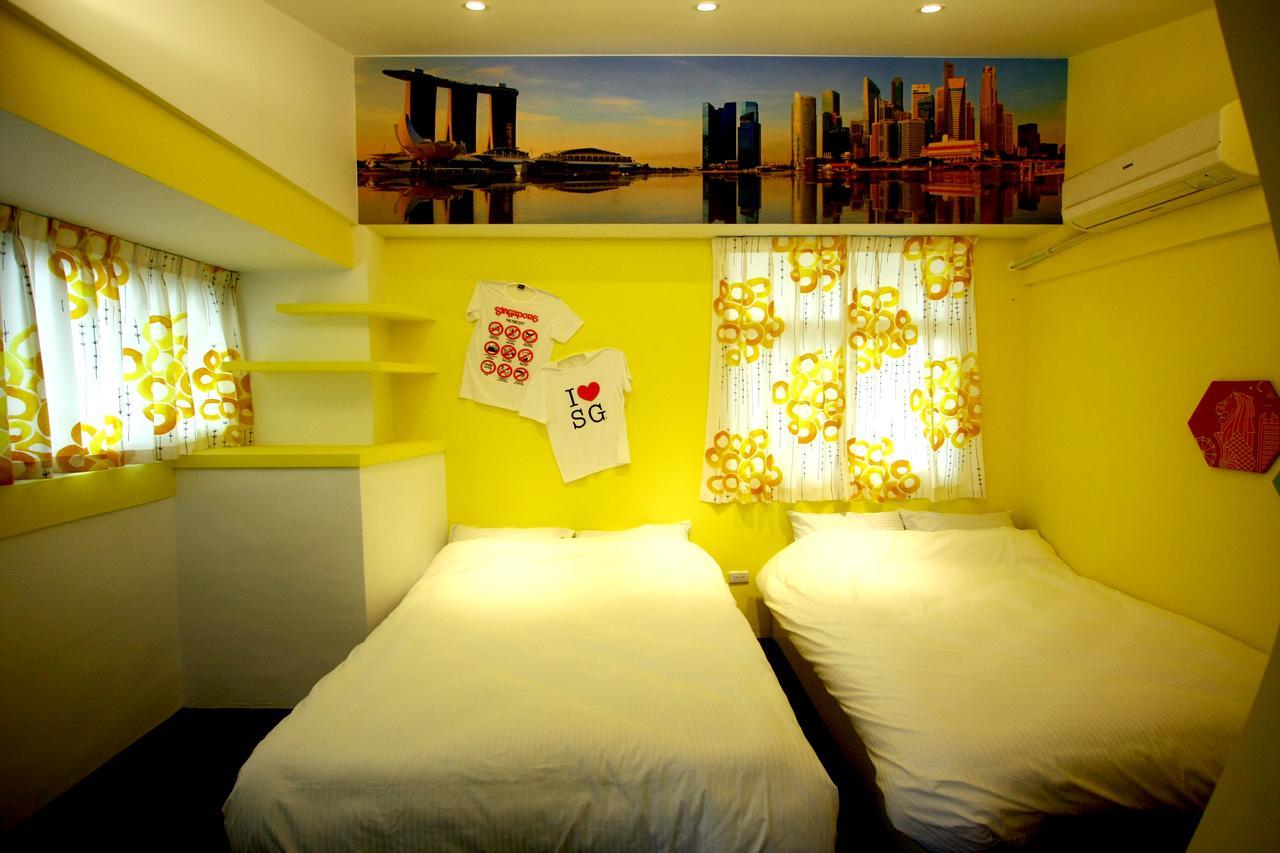 Color House Hostel Taichung Ruang foto