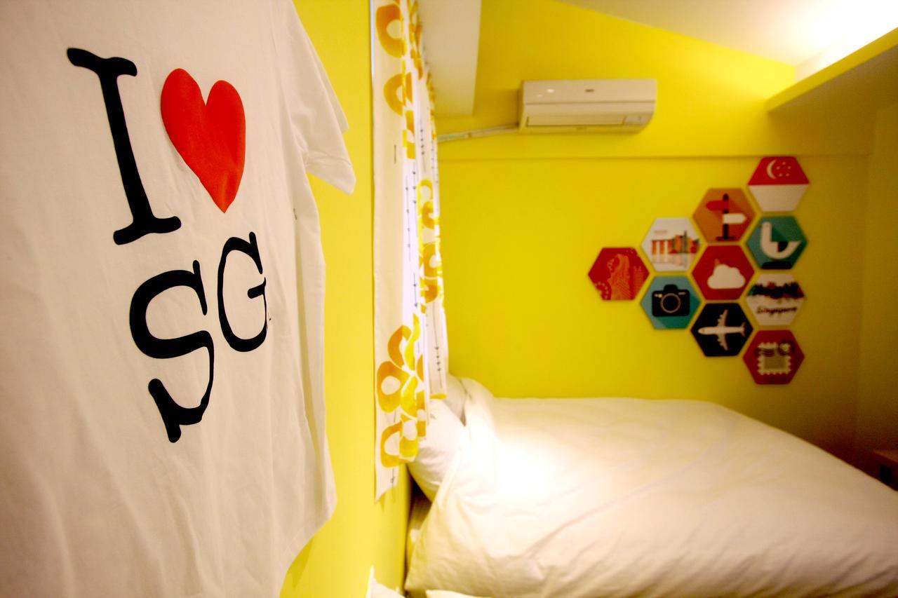 Color House Hostel Taichung Ruang foto