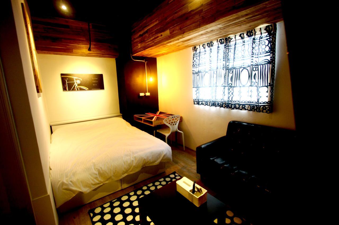 Color House Hostel Taichung Ruang foto