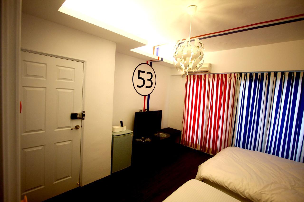 Color House Hostel Taichung Ruang foto