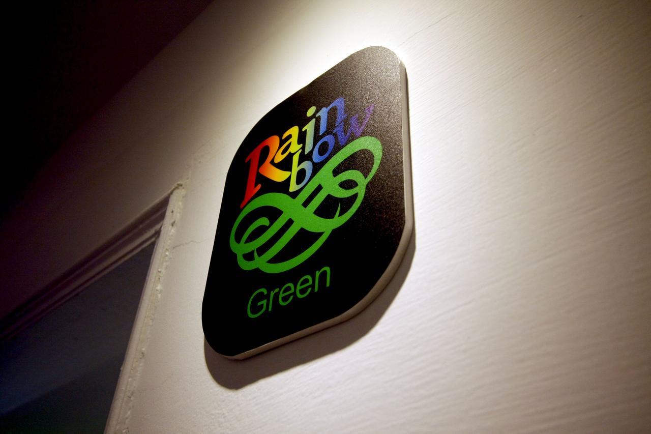 Color House Hostel Taichung Ruang foto