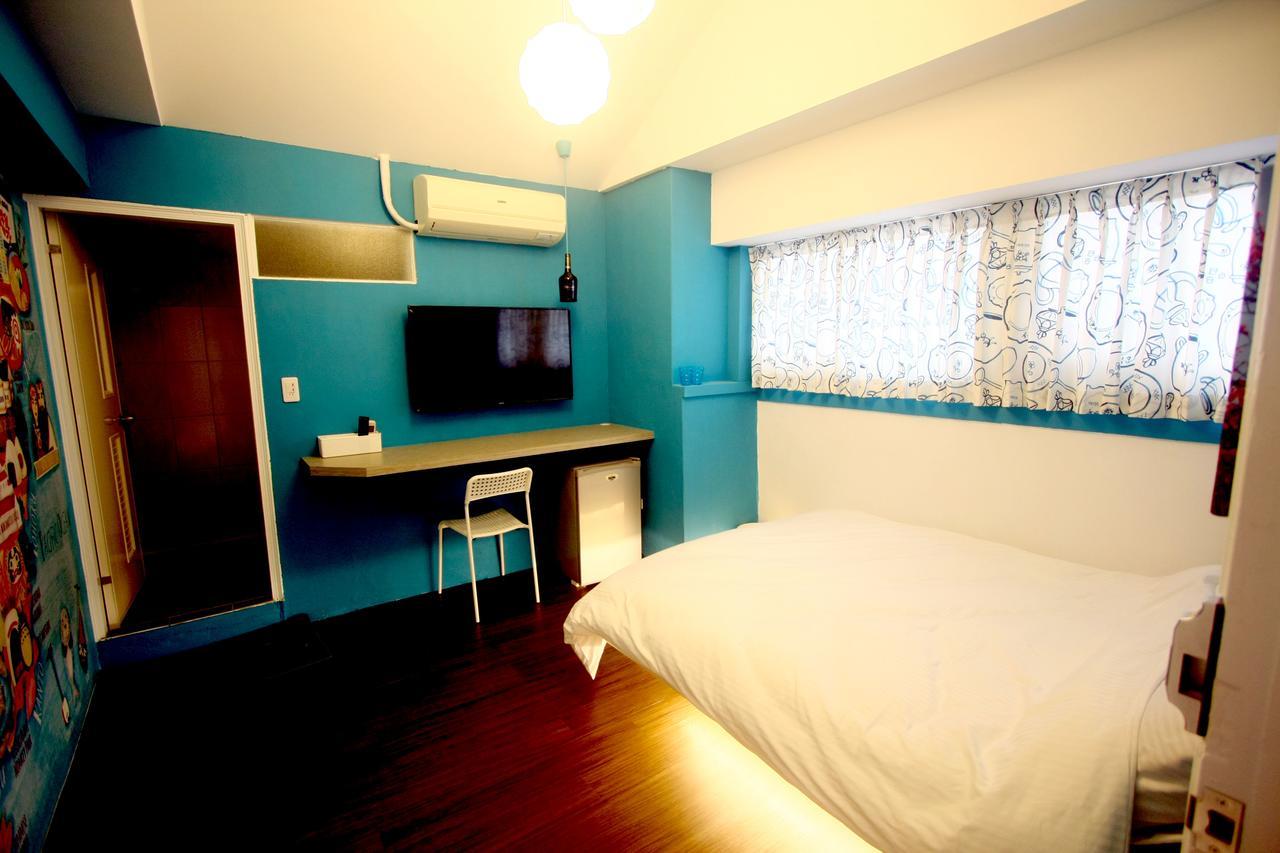 Color House Hostel Taichung Ruang foto